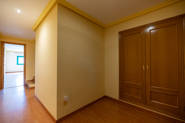 Image No.3-3 Bed Apartment for sale