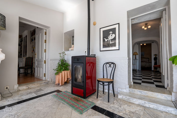 Image No.17-7 Bed Country House for sale