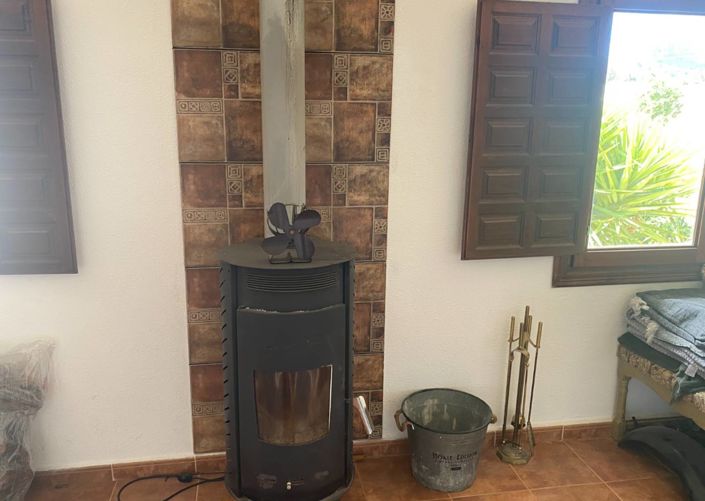 Image No.18-Maison de campagne de 6 chambres à vendre à Sax