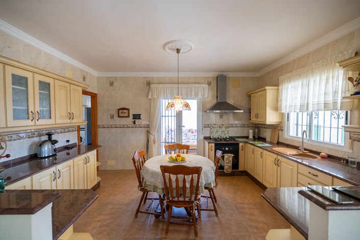 Image No.14-5 Bed Villa for sale