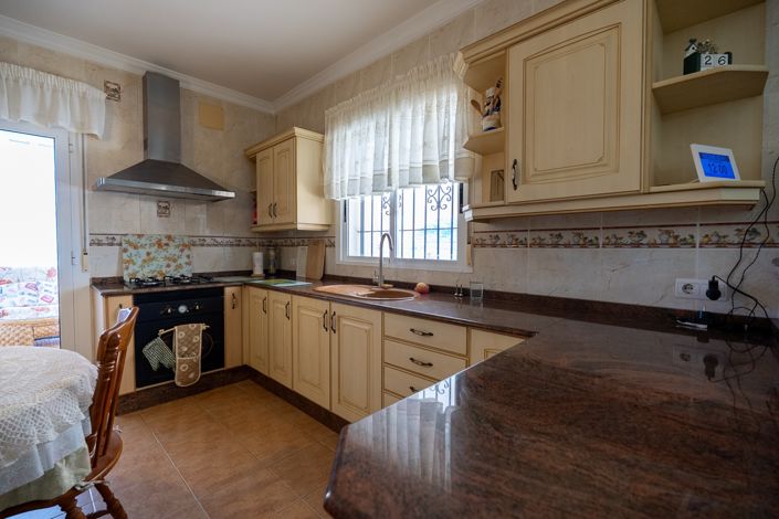 Image No.17-5 Bed Villa for sale