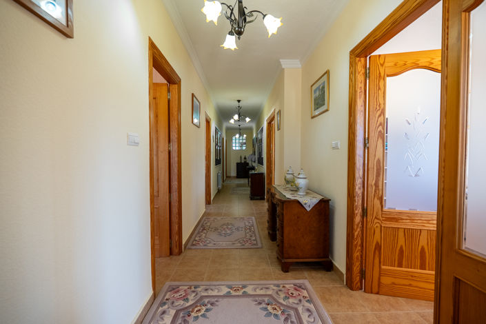 Image No.25-5 Bed Villa for sale