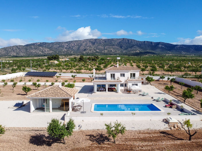 Image No.1-5 Bed Villa for sale