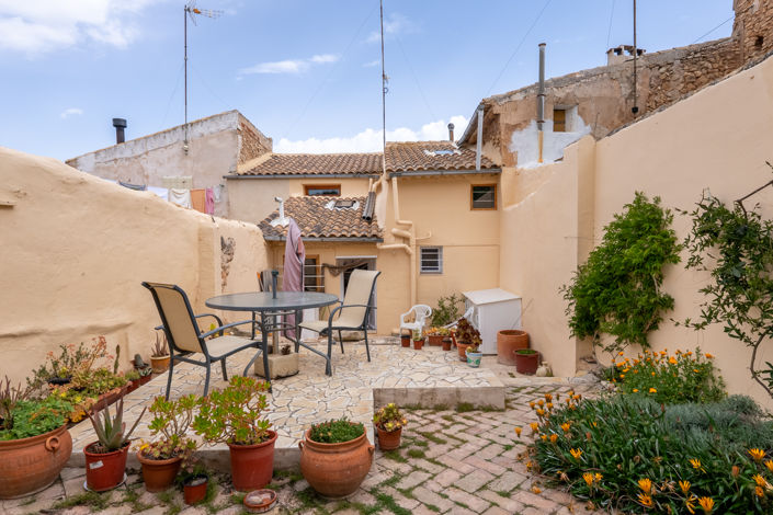 Image No.19-3 Bed Country House for sale