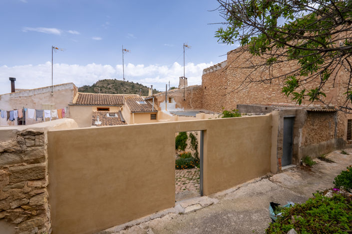 Image No.20-3 Bed Country House for sale