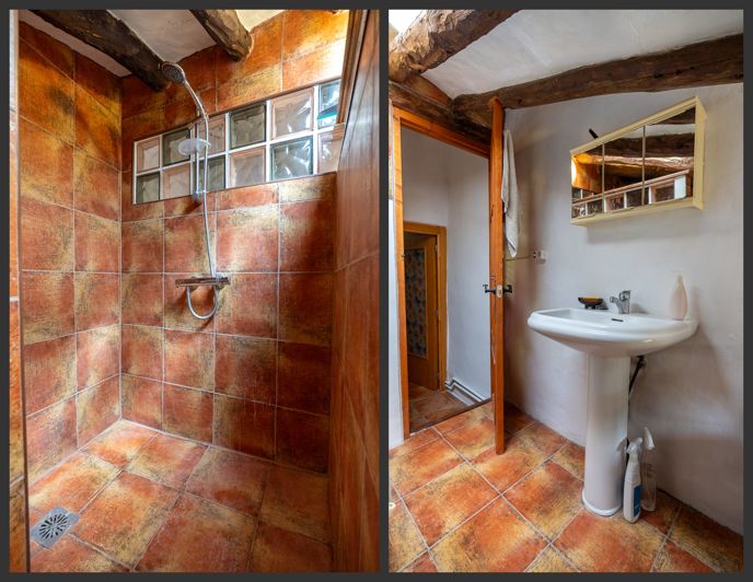 Image No.24-3 Bed Country House for sale