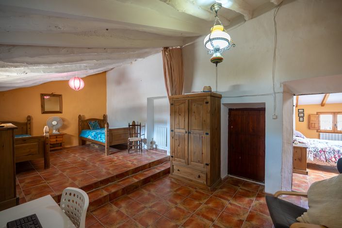 Image No.25-3 Bed Country House for sale