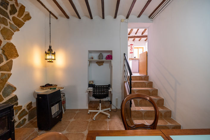 Image No.8-3 Bed Country House for sale