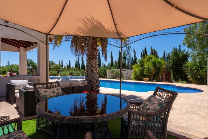 Image No.1-3 Bed Villa for sale