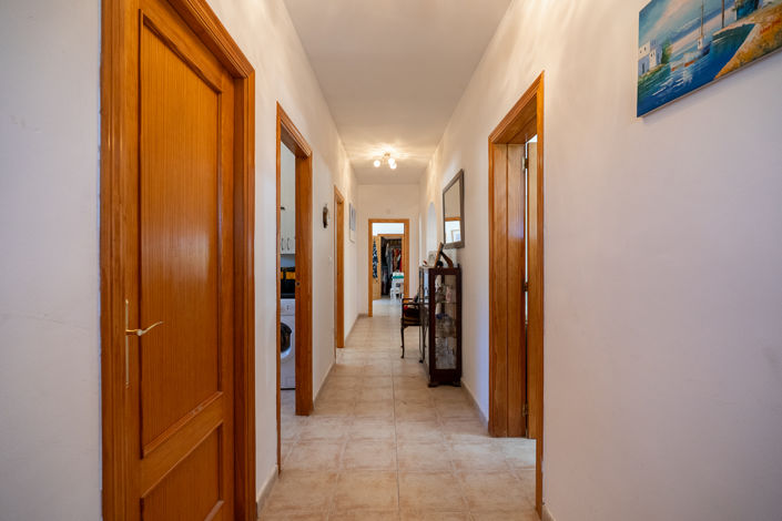 Image No.28-3 Bed Villa for sale