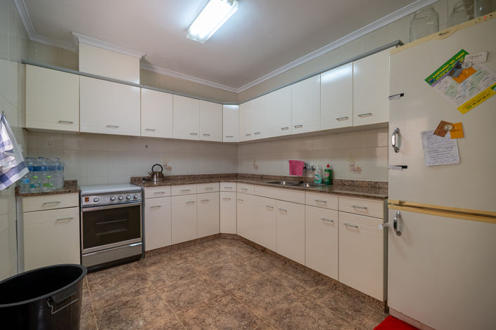 Image No.12-3 Bed Townhouse for sale