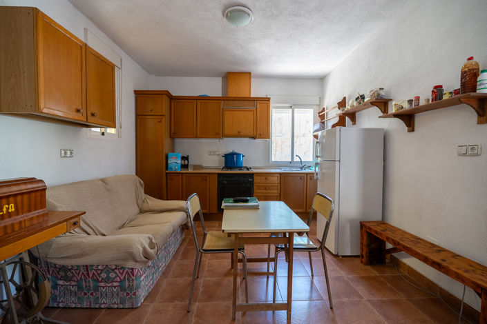 Image No.14-5 Bed Country House for sale