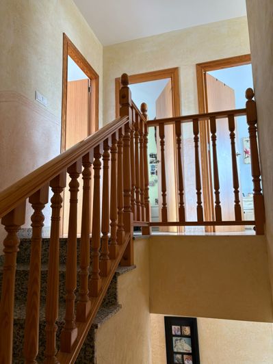 Image No.18-4 Bed Townhouse for sale