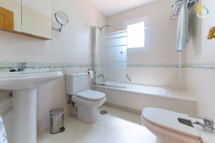 Image No.29-Villa de 4 chambres à vendre à El Campello