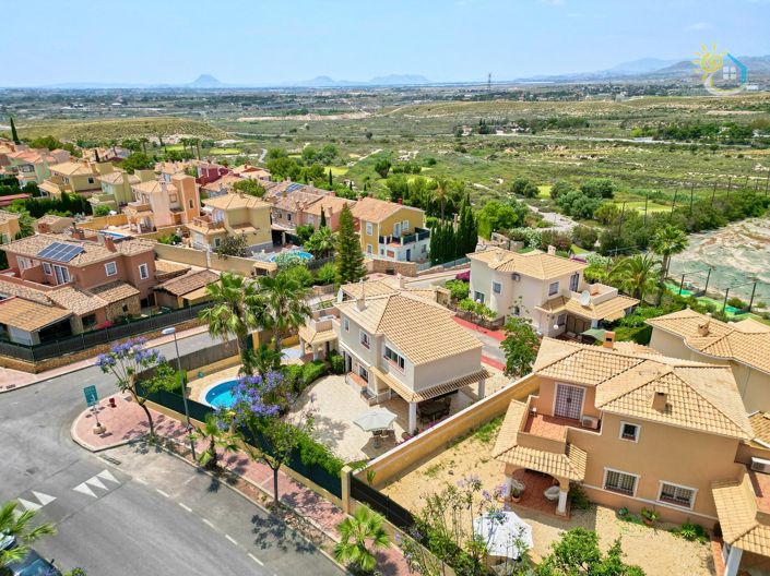 Image No.9-Villa de 4 chambres à vendre à El Campello