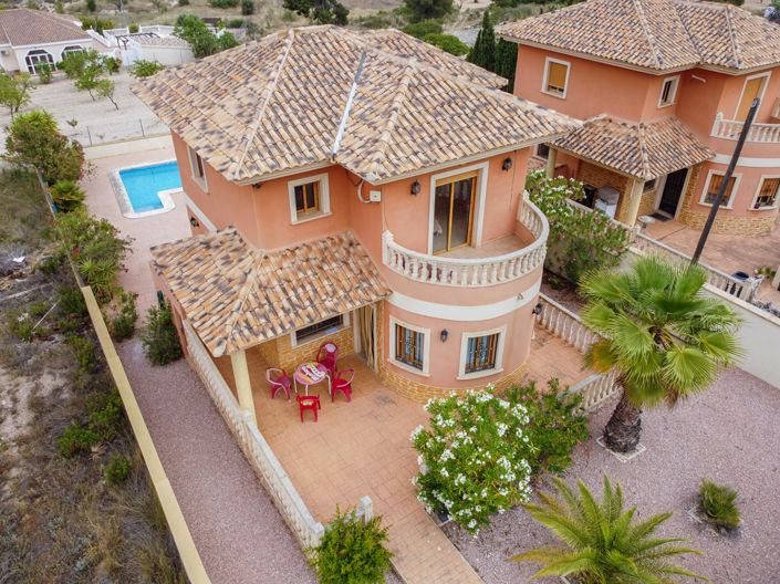 Image No.3-3 Bed Villa for sale