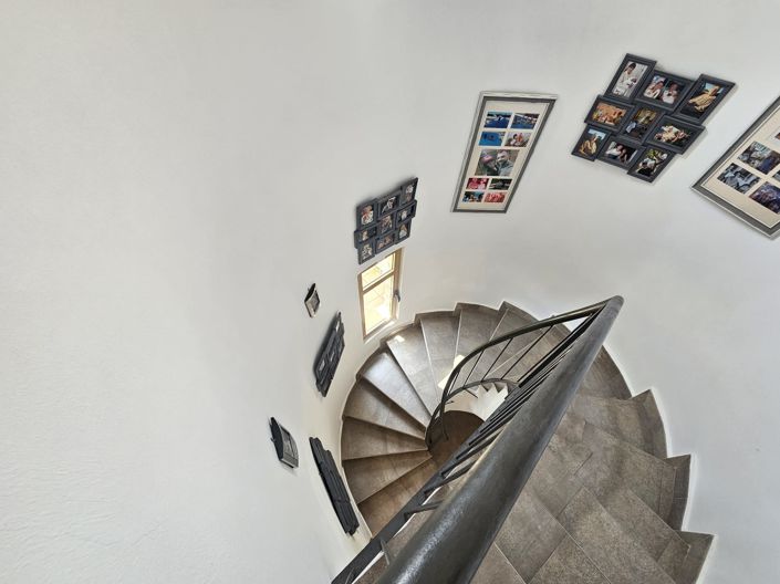 Image No.27-3 Bed Villa for sale