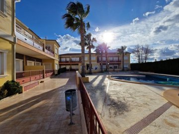 38462bedroomapartmentinthetranquilurbanisatio