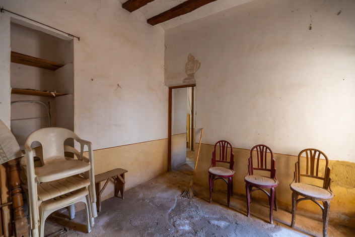 Image No.15-7 Bed Country House for sale