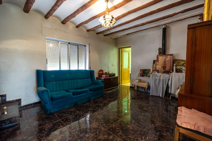 Image No.16-3 Bed Country House for sale