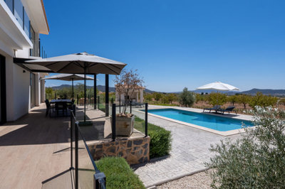 3864luxury4bedvillainpinoso300725164315cf3223