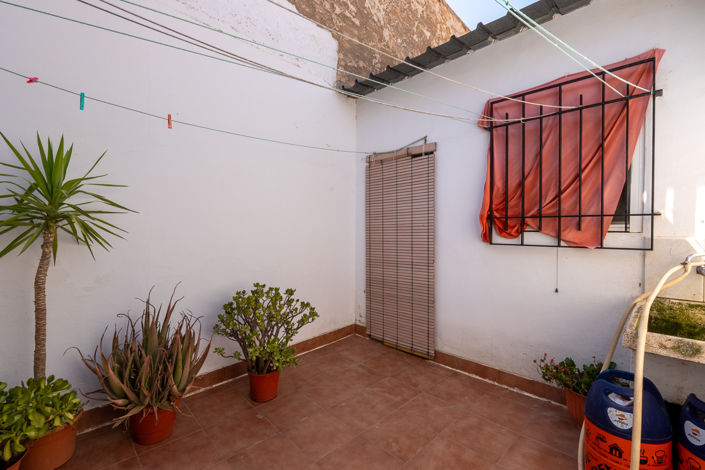 Image No.29-3 Bed Country House for sale