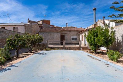 38884bed2bathtownhouseinmacisvenda08092513354