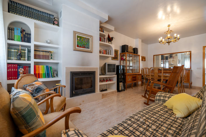 Image No.9-4 Bed Townhouse for sale