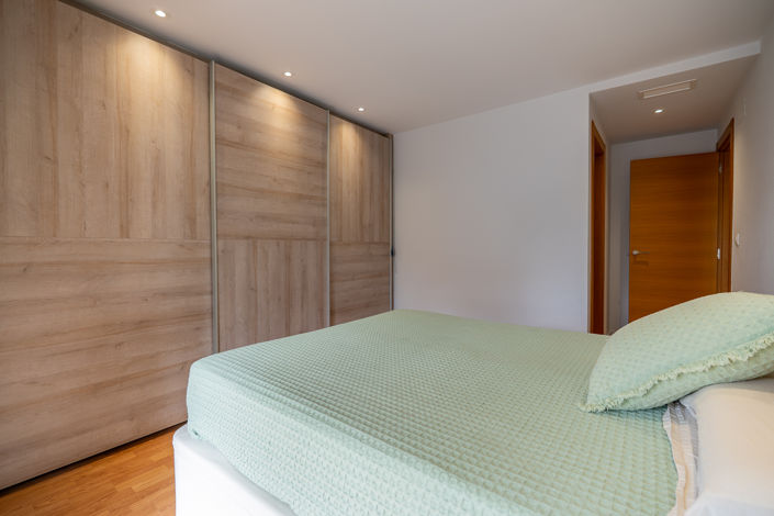 Image No.22-3 Bed Apartment for sale