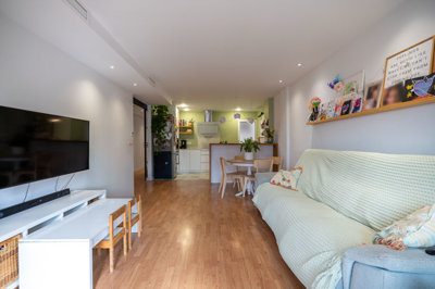 3905apartmentplazaespana021025170432cf324917