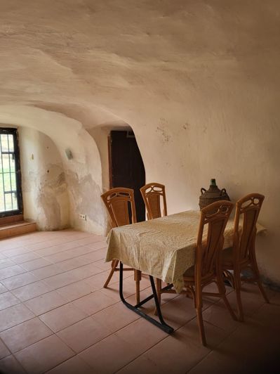 Image No.20-4 Bed Cottage for sale