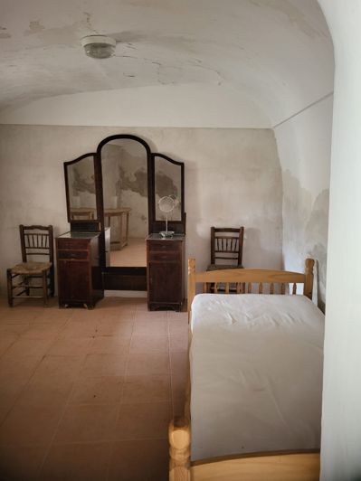 Image No.22-4 Bed Cottage for sale