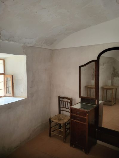 Image No.24-4 Bed Cottage for sale