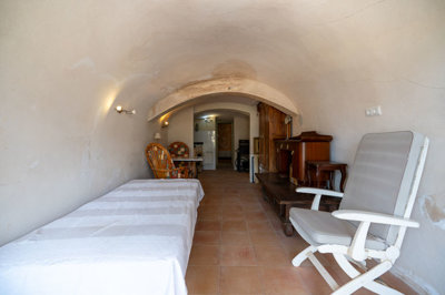 39094bedcavehousenearlaromana151025175243cf32