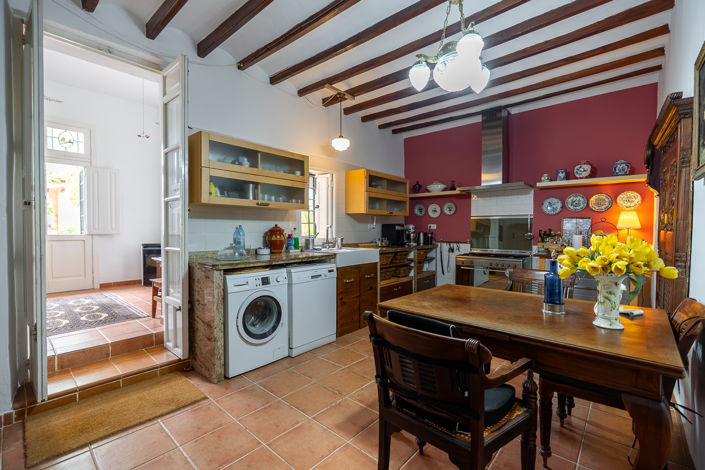 Image No.20-5 Bed Country House for sale