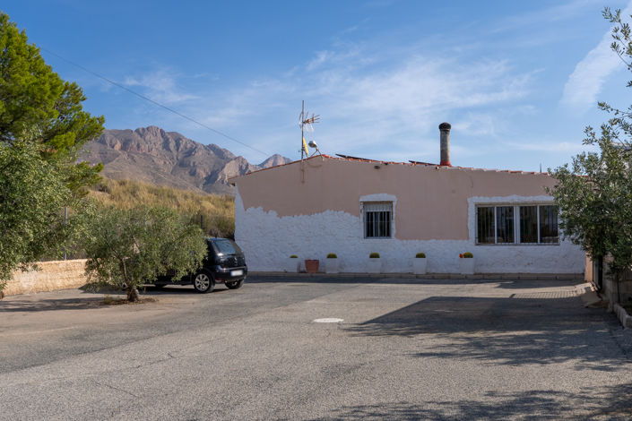 Image No.3-5 Bed Country House for sale