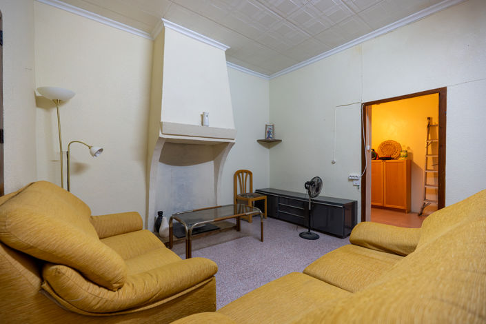 Image No.12-3 Bed Townhouse for sale