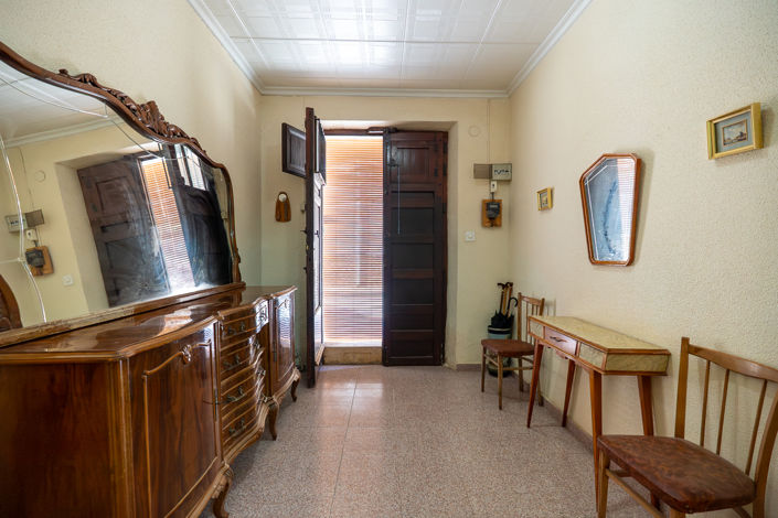 Image No.3-3 Bed Townhouse for sale