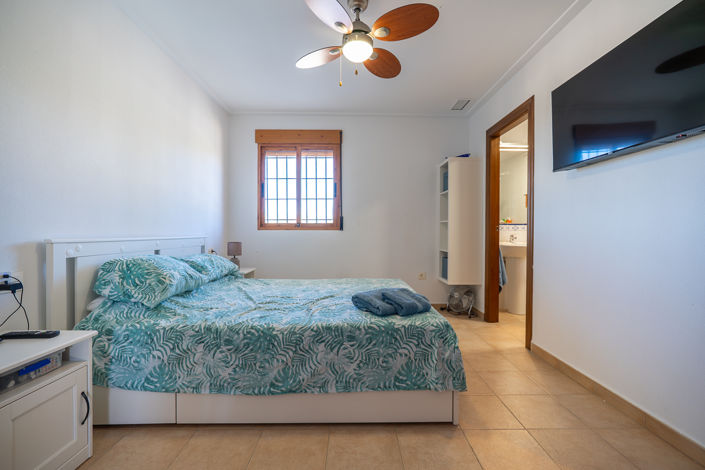 Image No.24-3 Bed Villa for sale