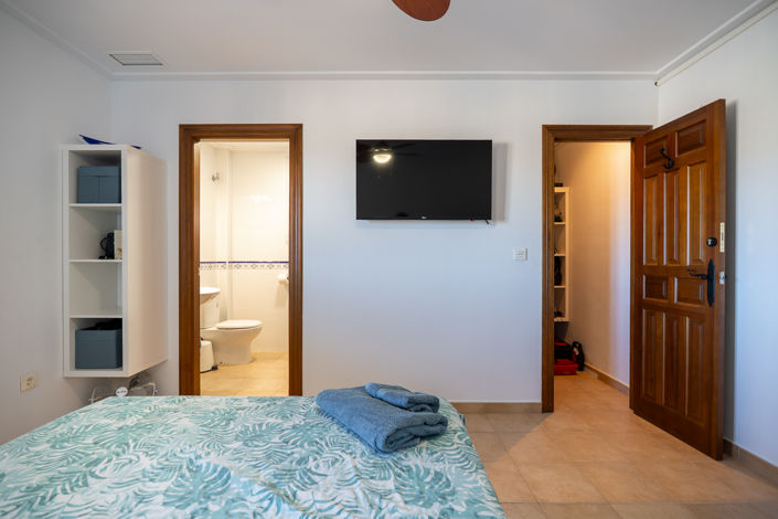 Image No.25-3 Bed Villa for sale