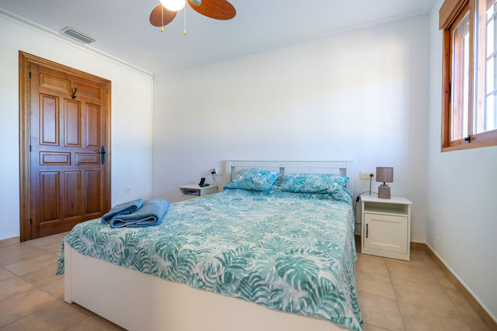 Image No.28-3 Bed Villa for sale