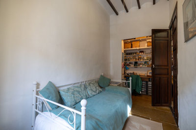 3922beautifultraditionaltownhousewgardenandca