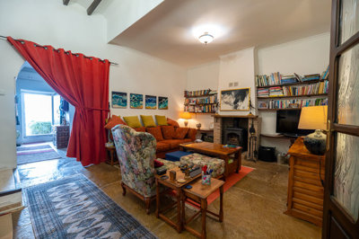 3922beautifultraditionaltownhousewgardenandca