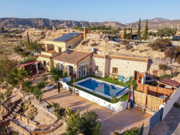 3930beautifulcavehouseinsaladoalto14112517132