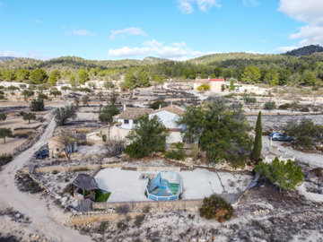 3925finca111125170141cf3263drone3