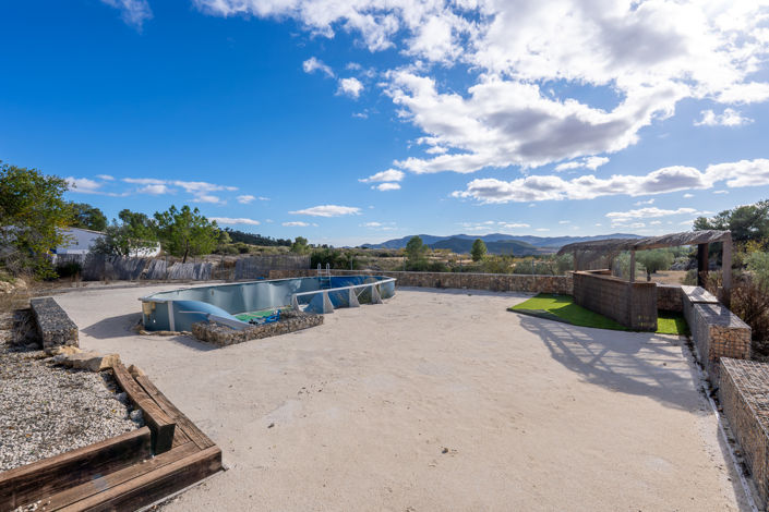 Image No.7-Maison de campagne de 8 chambres à vendre à Monóvar