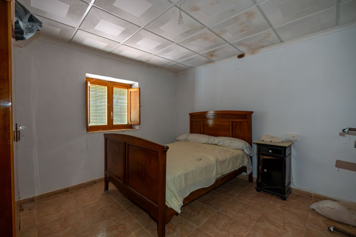 Image No.21-5 Bed Country House for sale