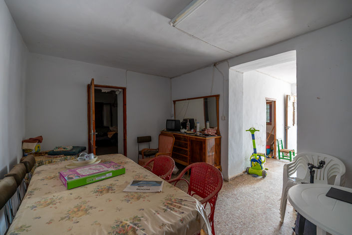 Image No.7-5 Bed Country House for sale