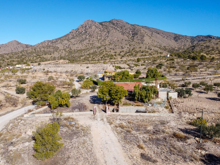 Image No.2-Maison de campagne de 5 chambres à vendre à Jumilla