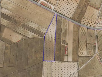 1025parcelajuancarlos170625174238screenshot20